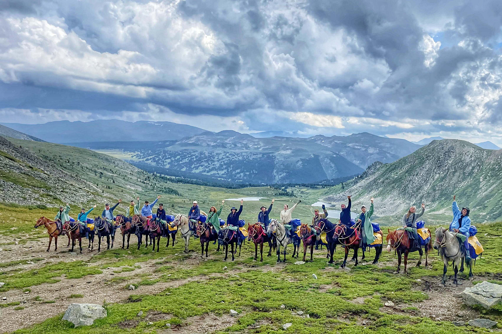 Russian Altay, Siberia. Horseback riding trip «Anylu – wonderful Altay valley»