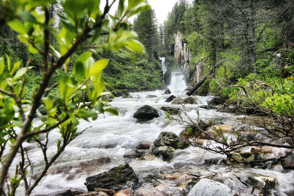 Russian Altay, Siberia. Horseback riding trip Uymen’ Lake – the heart of Altaу Mountains