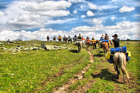 Russian Altay, Siberia. Horseback riding trip Karakol’skie Lakes (loop ride)