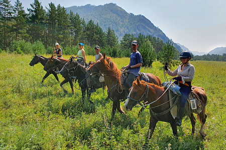 Конный тур для опытных всадников «Галопом по Алтаю»