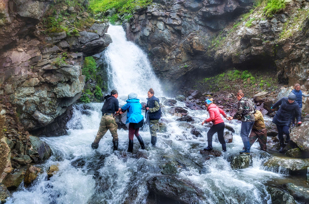 Russian Altay, Siberia. Horseback riding trip Uymen’ Lake – the heart of Altaу Mountains