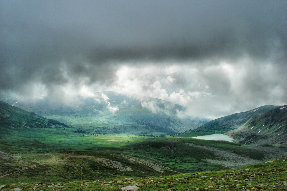 Russian Altay, Siberia. Horseback riding trip Karakol’skie Lakes (loop ride)