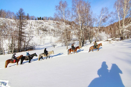Конно-экскурсионный тур «Зимой на Алтай или выходные в горах»